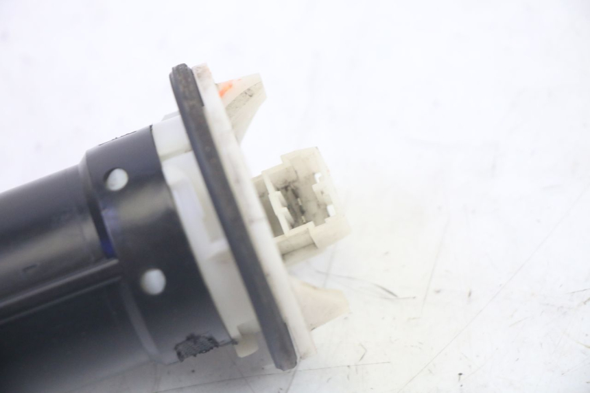 photo de WSKAŹNIK POZIOMU PALIWA W ZBIORNIKU PIAGGIO MP3 RL 250 (2006 - 2010) - Szczegół części