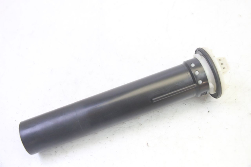 photo de WSKAŹNIK POZIOMU PALIWA W ZBIORNIKU PIAGGIO MP3 RL 250 (2006 - 2010) - Zoom stanu zużycia