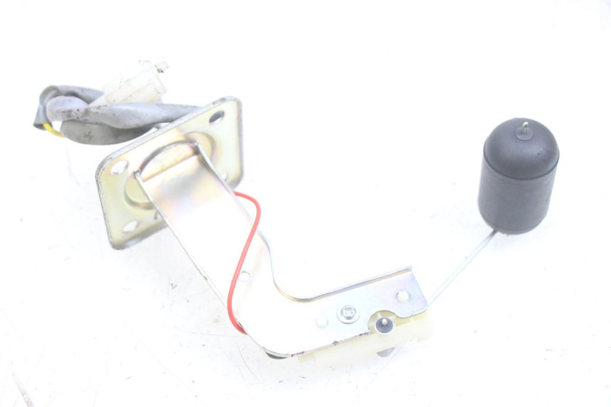 photo de WSKAŹNIK POZIOMU PALIWA W ZBIORNIKU PIAGGIO NEW TYPHOON 50 (2018 - 2021) - Inny kąt widzenia