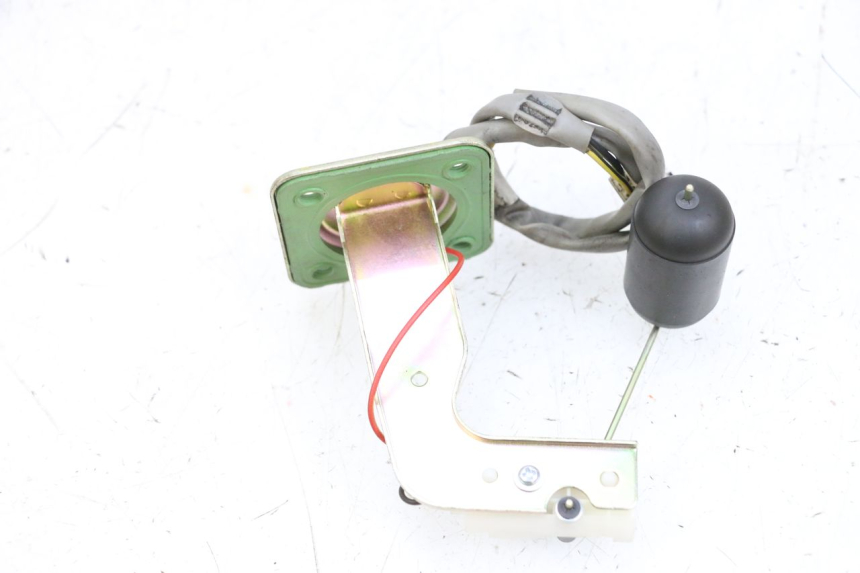 photo de WSKAŹNIK POZIOMU PALIWA W ZBIORNIKU PIAGGIO NEW TYPHOON 50 (2018 - 2021) - Zoom stanu zużycia