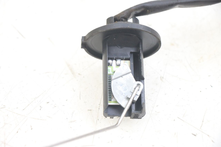 photo de WSKAŹNIK POZIOMU PALIWA W ZBIORNIKU SYM ORBIT 2 TS 2T 50 (2011 - 2016) - Zoom stanu zużycia