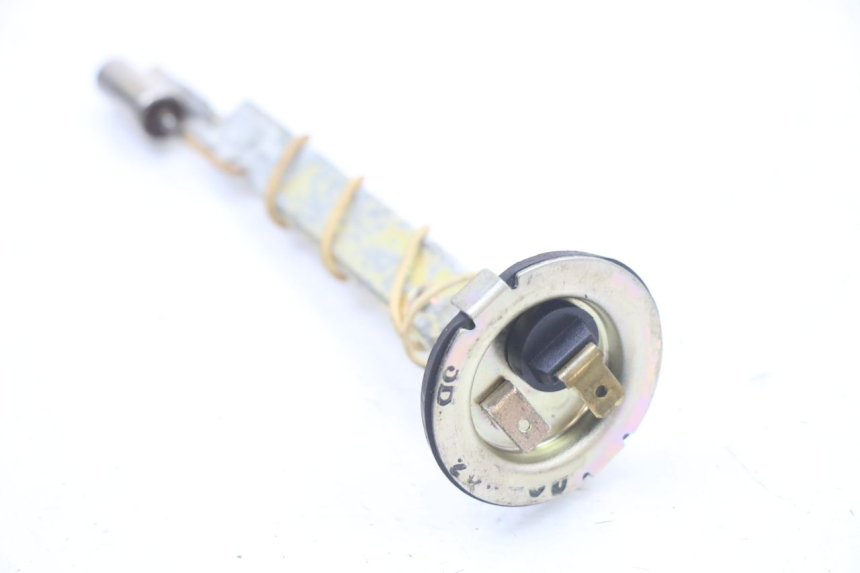 photo de WSKAŹNIK POZIOMU PALIWA W ZBIORNIKU MBK OVETTO ONE 2T 50 (2013 - 2017) - Zoom stanu zużycia