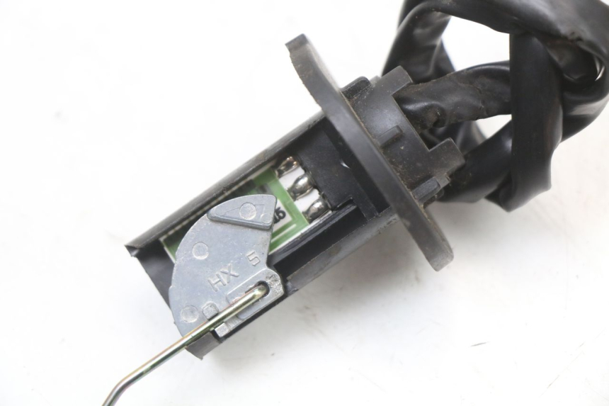 photo de WSKAŹNIK POZIOMU PALIWA W ZBIORNIKU IMF INDUSTRIE PACH 4T 50 (2009 - 2018) - Zbliżenie techniczne