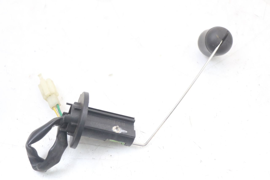 photo de WSKAŹNIK POZIOMU PALIWA W ZBIORNIKU PEUGEOT BELVILLE 125 (2017 - 2021) - Zoom stanu zużycia