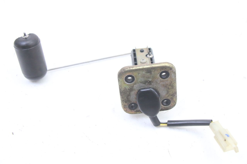 photo de WSKAŹNIK POZIOMU PALIWA W ZBIORNIKU PEUGEOT CITYSTAR 50 (2013 - 2017) - Zoom stanu zużycia