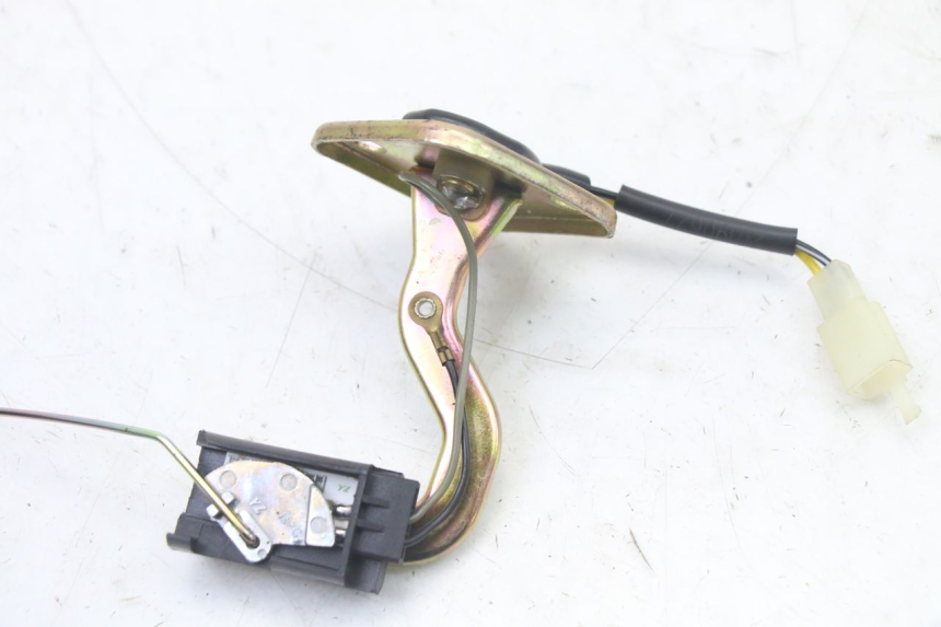 photo de WSKAŹNIK POZIOMU PALIWA W ZBIORNIKU PEUGEOT KISBEE 4T 50 (2018 - 2022) - Szczegół części