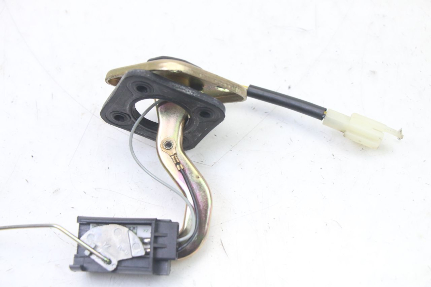 photo de WSKAŹNIK POZIOMU PALIWA W ZBIORNIKU PEUGEOT STREETZONE I 2T 50 (2018 - 2020) - Szczegół części