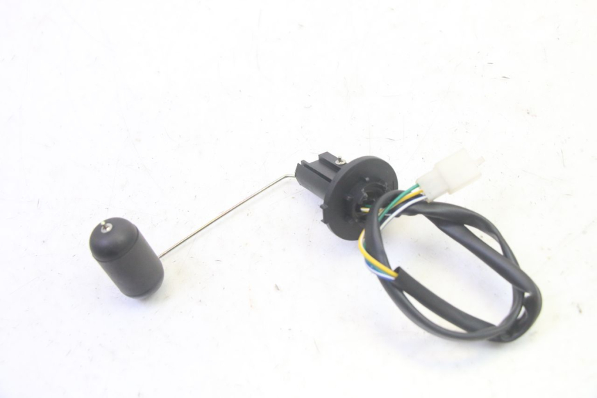 photo de WSKAŹNIK POZIOMU PALIWA W ZBIORNIKU TNT MOTOR ROMA 10' 4T 50 (2019 - 2022) - Zoom stanu zużycia