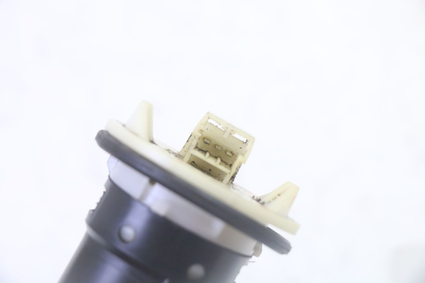 photo de WSKAŹNIK POZIOMU PALIWA W ZBIORNIKU GILERA RUNNER SP 50 (2009 - 2017) - Zoom stanu zużycia