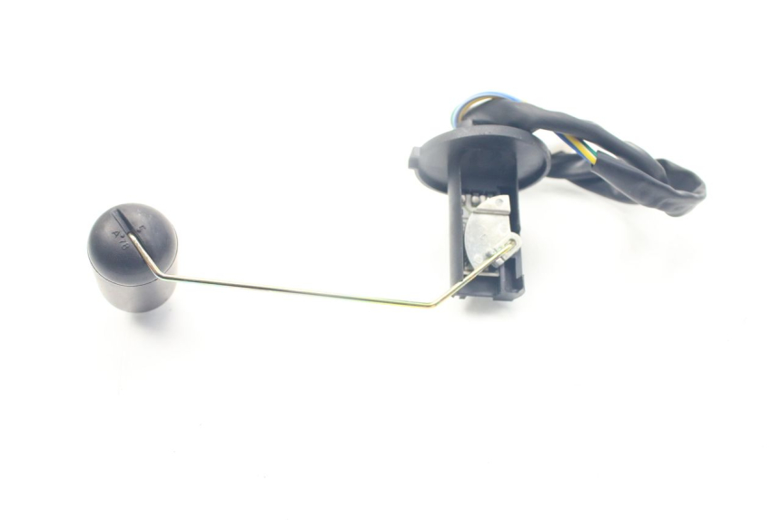 photo de WSKAŹNIK POZIOMU PALIWA W ZBIORNIKU JM MOTORS SANTANA 50 (2014 - 2023) - Zbliżenie techniczne