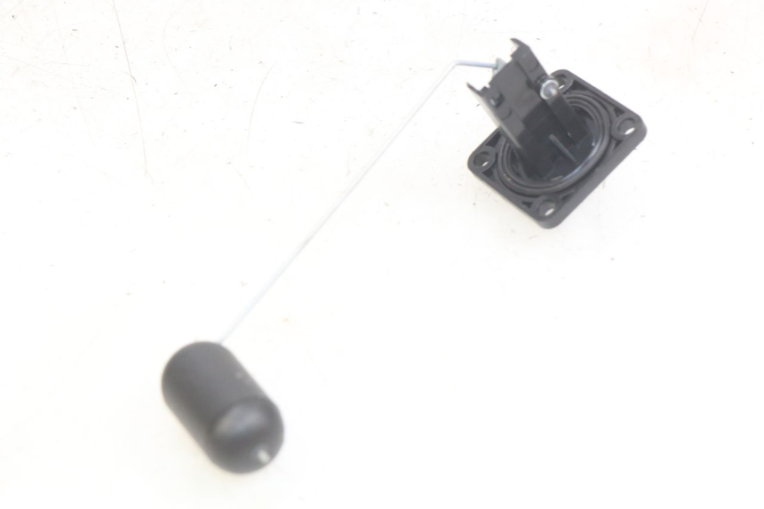 photo de WSKAŹNIK POZIOMU PALIWA W ZBIORNIKU APRILIA SCARABEO LIGHT 125 (2007 - 2011) - Szczegół części