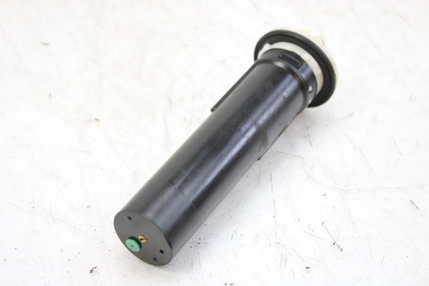 photo de WSKAŹNIK POZIOMU PALIWA W ZBIORNIKU APRILIA SCARABEO 100 (2003 - 2012) - Zoom stanu zużycia