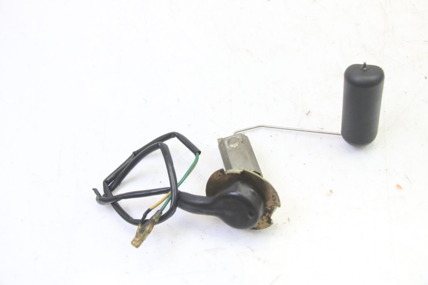 photo de WSKAŹNIK POZIOMU PALIWA W ZBIORNIKU PEUGEOT SPEEDAKE 50 (1995 - 1997) - Szczegół części