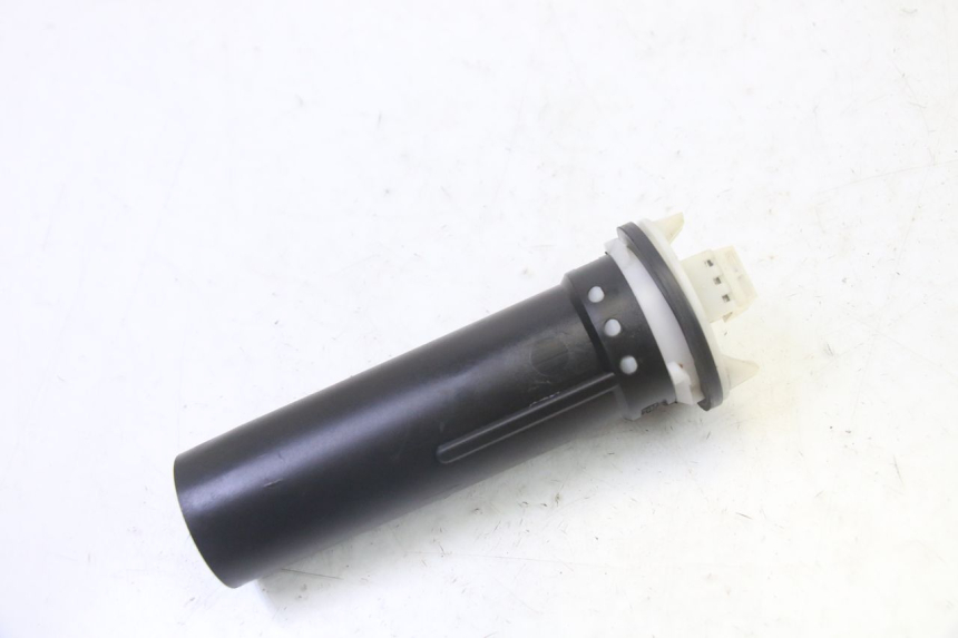 photo de WSKAŹNIK POZIOMU PALIWA W ZBIORNIKU APRILIA SR R 2T LC 50 (2018 - 2021) - Inny kąt widzenia