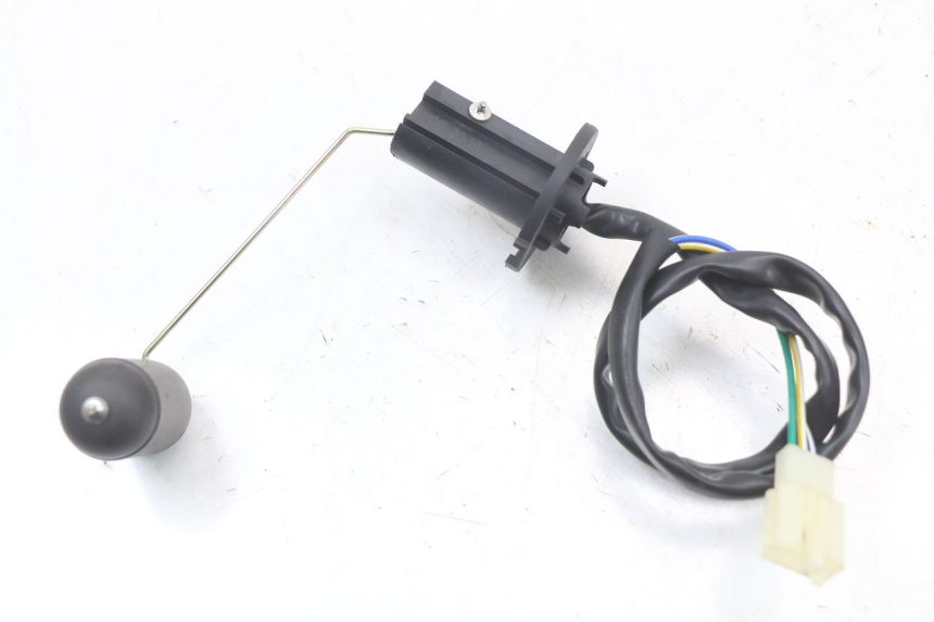 photo de WSKAŹNIK POZIOMU PALIWA W ZBIORNIKU VASTRO STREET X 4T 50 (2016 - 2021) - Zoom stanu zużycia