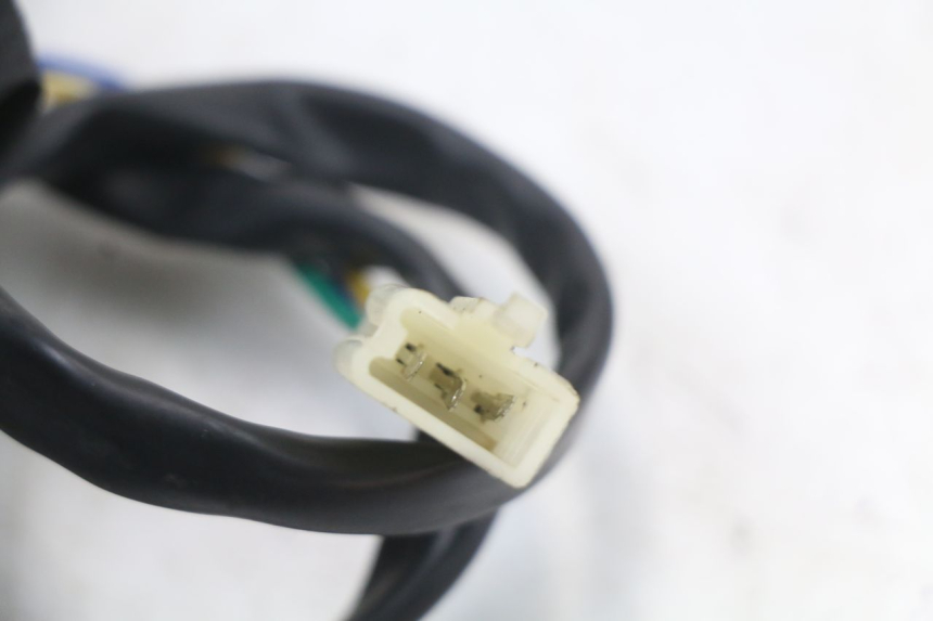 photo de WSKAŹNIK POZIOMU PALIWA W ZBIORNIKU VASTRO STREET X 4T 50 (2016 - 2021) - Zbliżenie techniczne