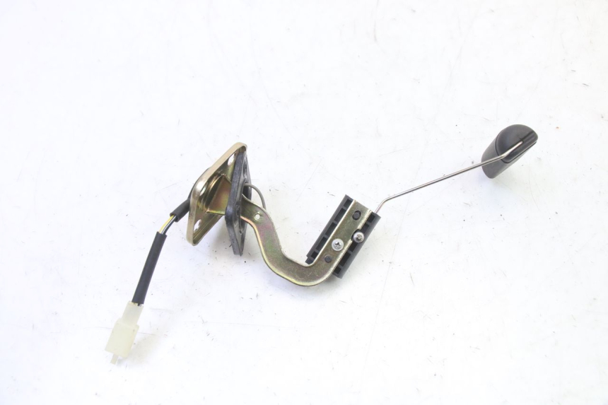 photo de WSKAŹNIK POZIOMU PALIWA W ZBIORNIKU PEUGEOT STREETZONE I NAKED 2T 50 (2018 - 2020) - Inny kąt widzenia