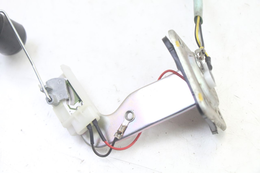 photo de WSKAŹNIK POZIOMU PALIWA W ZBIORNIKU APRILIA SXR 50 (2021 - 2023) - Szczegół części