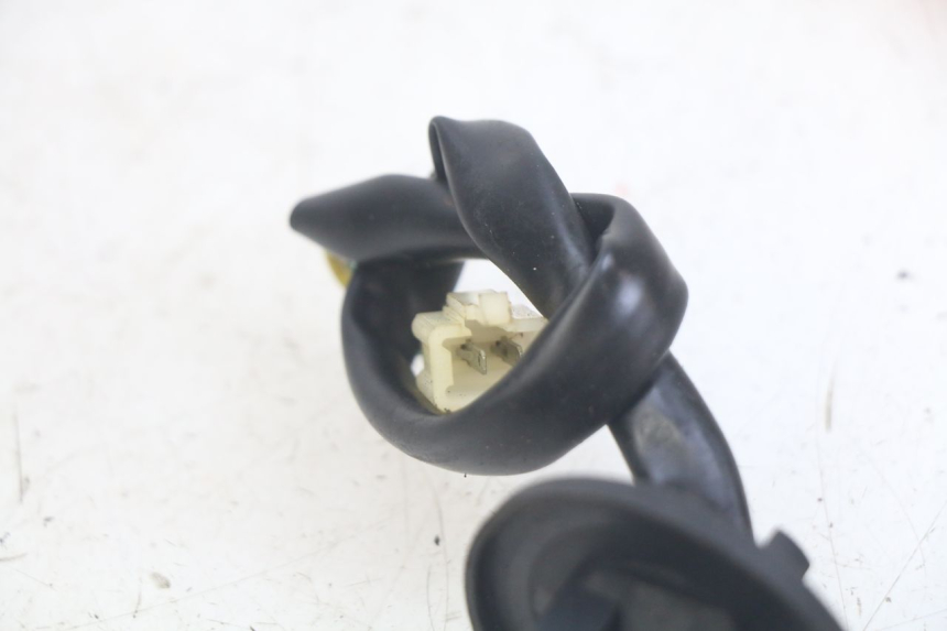 photo de WSKAŹNIK POZIOMU PALIWA W ZBIORNIKU PEUGEOT TWEET 4T 50 (2010 - 2014) - Inny kąt widzenia