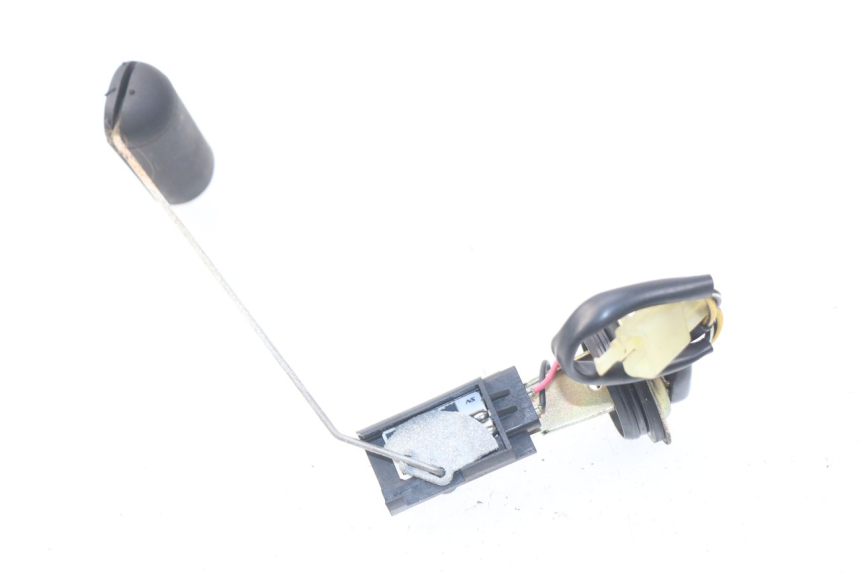 photo de WSKAŹNIK POZIOMU PALIWA W ZBIORNIKU SUZUKI UC EPICURO 125 (1999 - 2003) - Zoom stanu zużycia