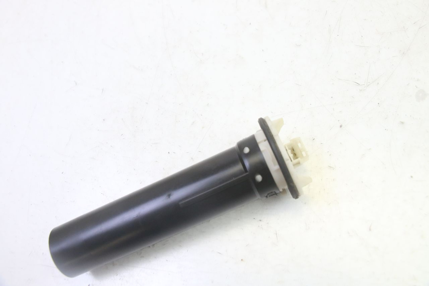 photo de WSKAŹNIK POZIOMU PALIWA W ZBIORNIKU PIAGGIO VESPA S 2T 50 (2007 - 2014) - Widok główny