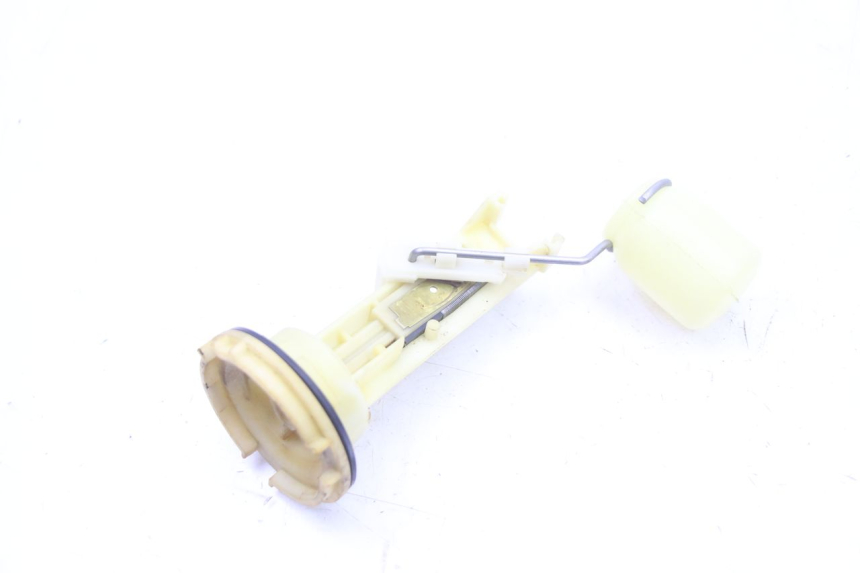 photo de WSKAŹNIK POZIOMU PALIWA W ZBIORNIKU PEUGEOT VIVACITY 50 (2004 - 2009) - Zoom stanu zużycia