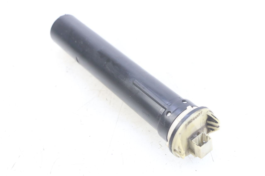 photo de WSKAŹNIK POZIOMU PALIWA W ZBIORNIKU PIAGGIO X8 125 (2004 - 2007) - Widok główny