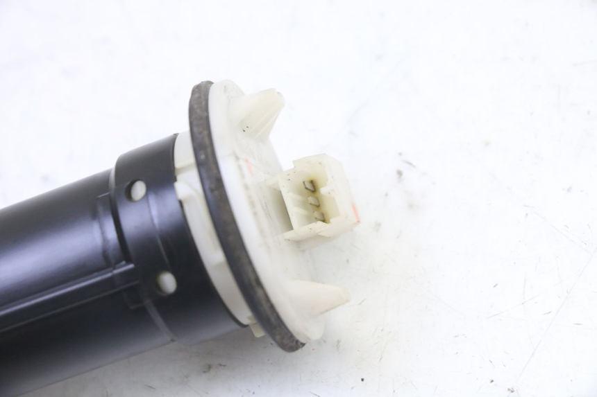 photo de WSKAŹNIK POZIOMU PALIWA W ZBIORNIKU PIAGGIO X9 EVOLUTION 125 (2003 - 2007) - Szczegół części