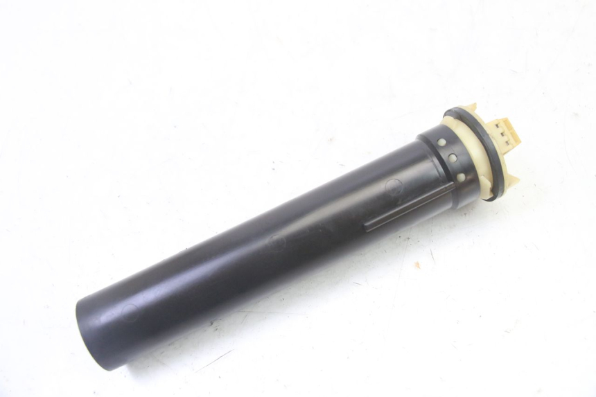 photo de WSKAŹNIK POZIOMU PALIWA W ZBIORNIKU PIAGGIO X9 EVOLUTION 125 (2003 - 2007) - Widok ogólny