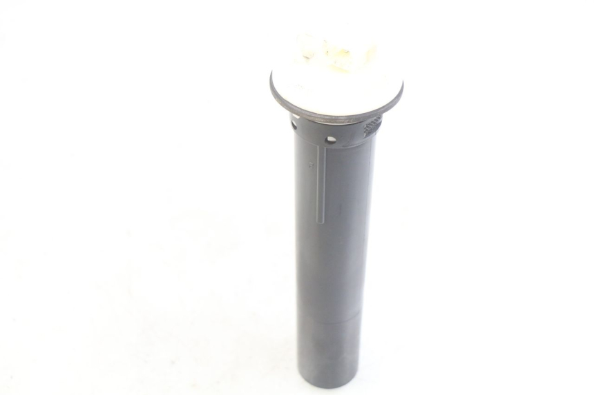 photo de WSKAŹNIK POZIOMU PALIWA W ZBIORNIKU PIAGGIO XEVO - X EVO 125 (2007 - 2017) - Zoom stanu zużycia