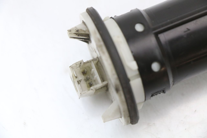 photo de WSKAŹNIK POZIOMU PALIWA W ZBIORNIKU PIAGGIO XEVO - X EVO 125 (2007 - 2017) - Szczegół części