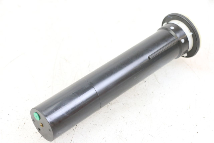 photo de WSKAŹNIK POZIOMU PALIWA W ZBIORNIKU PIAGGIO XEVO - X EVO 125 (2007 - 2017) - Widok główny