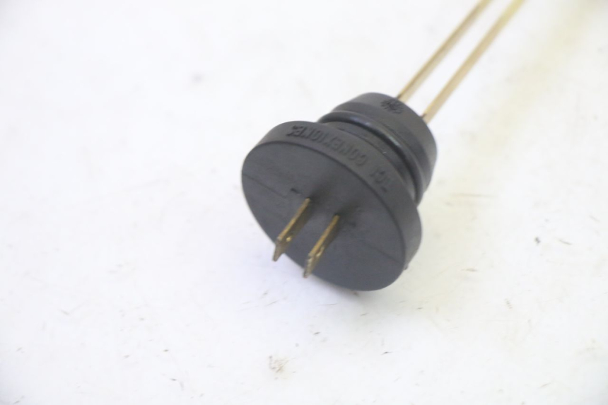 photo de MIARKA POZIOMU OLEJU W ZBIORNIKU PEUGEOT CITYSTAR 50 (2013 - 2017) - Zoom stanu zużycia