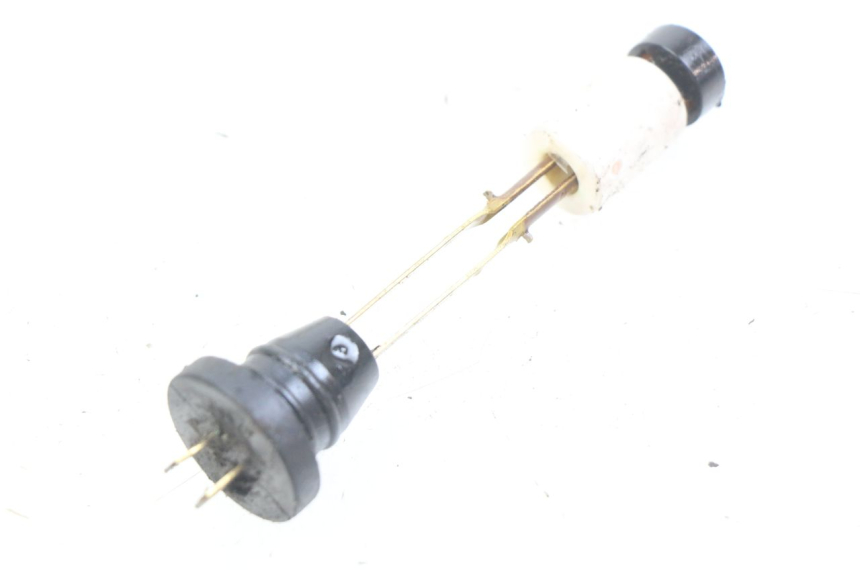 photo de MIARKA POZIOMU OLEJU W ZBIORNIKU MBK FLIPPER 50 (2004 - 2012) - Widok główny