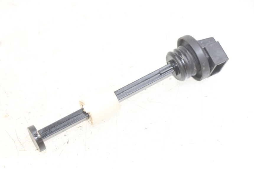 photo de MIARKA POZIOMU OLEJU W ZBIORNIKU PIAGGIO FLY 2T 50 (2004 - 2017) - Widok główny