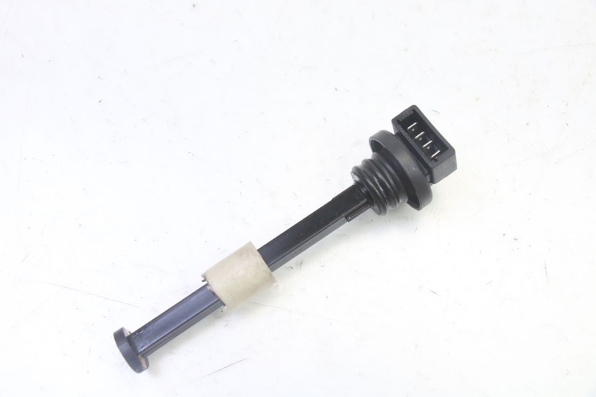 photo de MIARKA POZIOMU OLEJU W ZBIORNIKU PIAGGIO FLY 2T 50 (2004 - 2017) - Widok główny