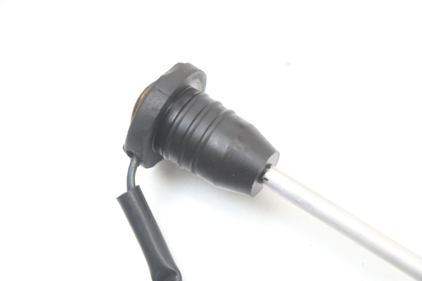 photo de MIARKA POZIOMU OLEJU W ZBIORNIKU KAWASAKI KDX 125 (1990 - 1991) - Szczegół części