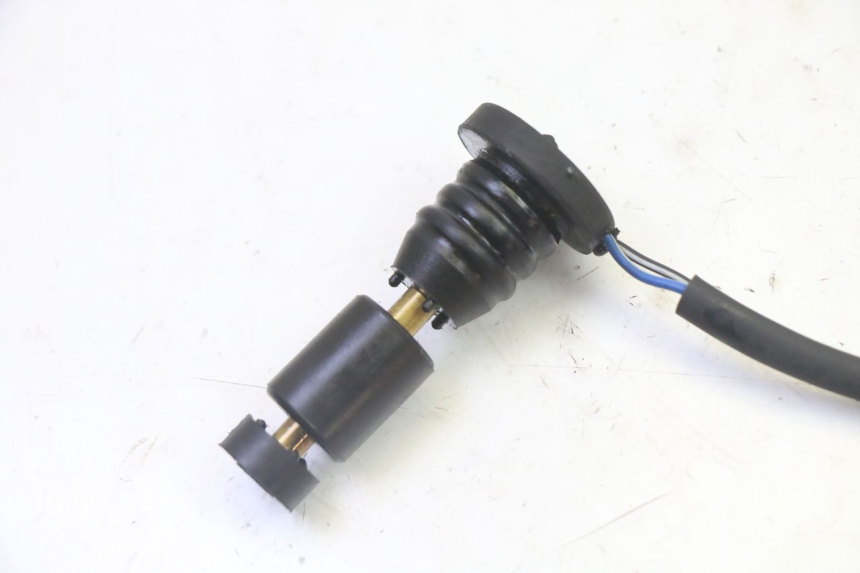 photo de MIARKA POZIOMU OLEJU W ZBIORNIKU PEUGEOT KISBEE 2T 50 (2010 - 2017) - Szczegół części