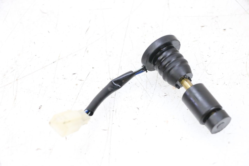 photo de MIARKA POZIOMU OLEJU W ZBIORNIKU PEUGEOT KISBEE 2T 50 (2010 - 2017) - Szczegół części