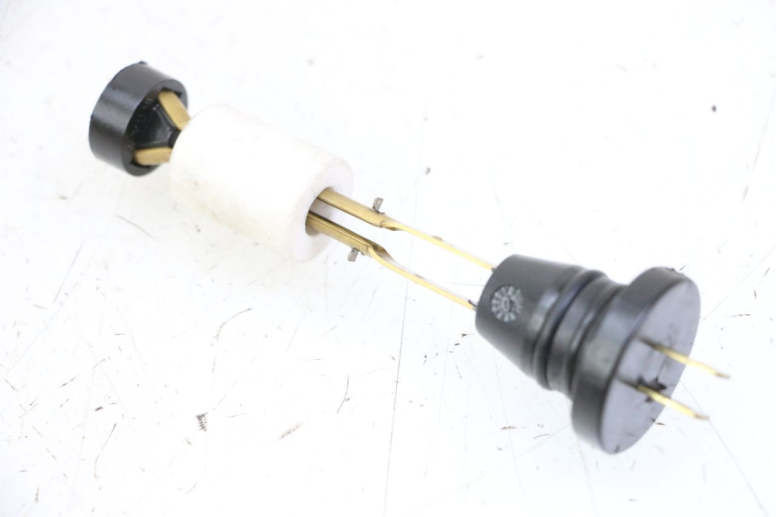 photo de MIARKA POZIOMU OLEJU W ZBIORNIKU MBK OVETTO ONE 2T 50 (2013 - 2017) - Widok główny