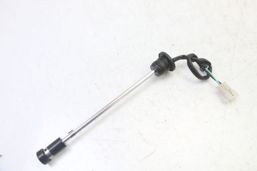 photo de MIARKA POZIOMU OLEJU W ZBIORNIKU RIEJU MRT 50 (2018 - 2021) - Widok główny