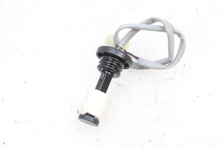 photo de MIARKA POZIOMU OLEJU W ZBIORNIKU PIAGGIO NEW TYPHOON 50 (2018 - 2021) - Zoom stanu zużycia