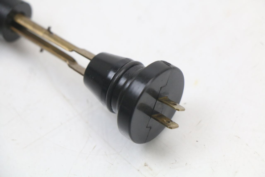 photo de MIARKA POZIOMU OLEJU W ZBIORNIKU MBK OVETTO ONE 2T 50 (2013 - 2017) - Inny kąt widzenia