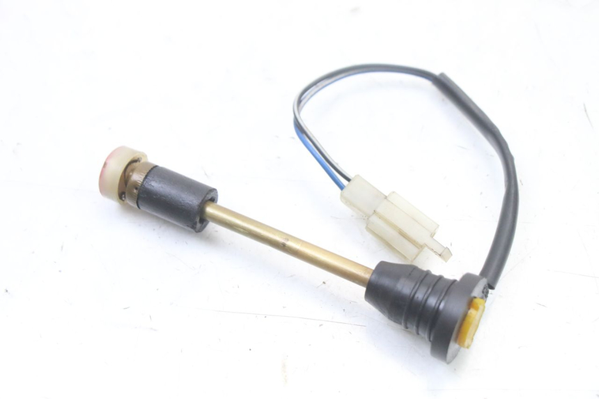 photo de MIARKA POZIOMU OLEJU W ZBIORNIKU PEUGEOT SPEEDFIGHT 3 LC 2T 50 (2009 - 2015) - Szczegół części