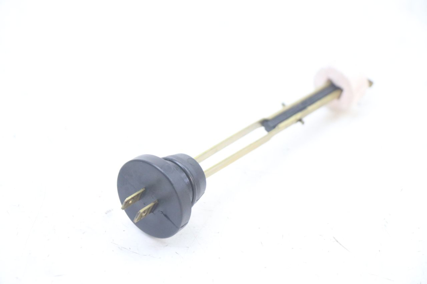 photo de MIERNIK POZIOMU OLEJU W ZBIORNIKU PEUGEOT TREKKER TKR 50 (2005 - 2014) - Zoom stanu zużycia