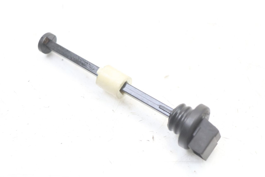 photo de MIARKA POZIOMU OLEJU W ZBIORNIKU PIAGGIO VESPA LX 2T 50 (2005 - 2013) - Zoom stanu zużycia