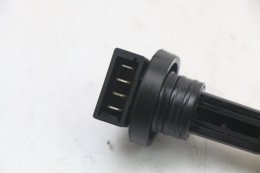 photo de MIARKA POZIOMU OLEJU W ZBIORNIKU GILERA RUNNER LC 50 (1997 - 1998) - Szczegół części