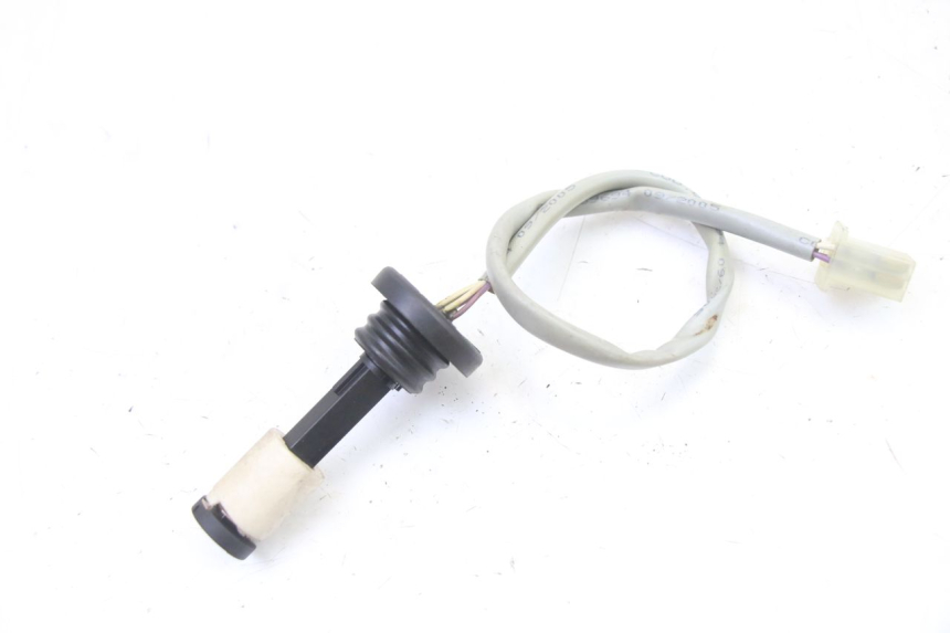 photo de MIERNIK POZIOMU OLEJU W ZBIORNIKU GILERA RUNNER SL 50 (2006 - 2009) - Widok główny