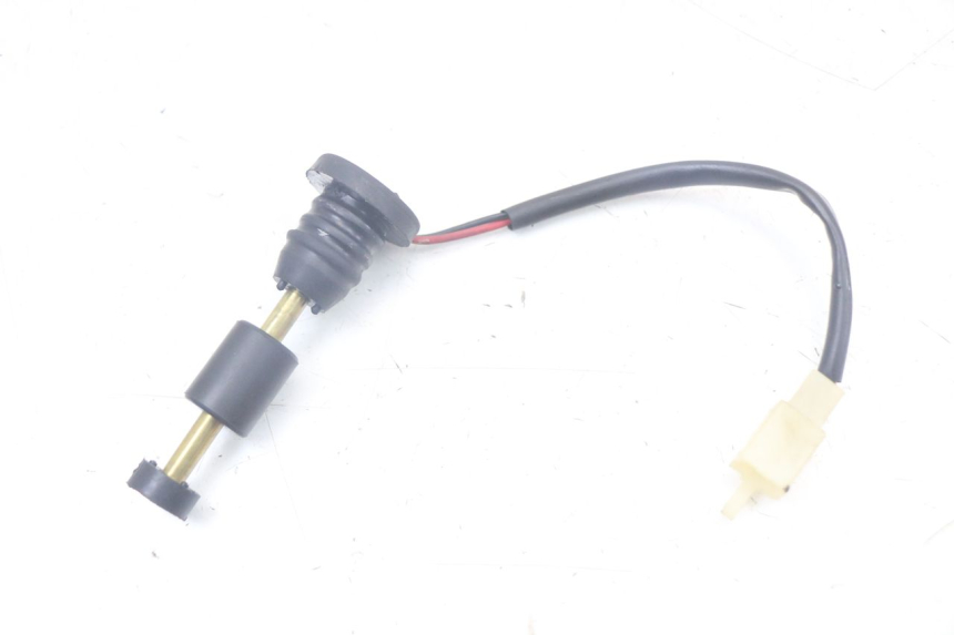 photo de MIERNIK POZIOMU OLEJU W ZBIORNIKU KEEWAY RY6 2T 50 (2011 - 2019) - Widok główny