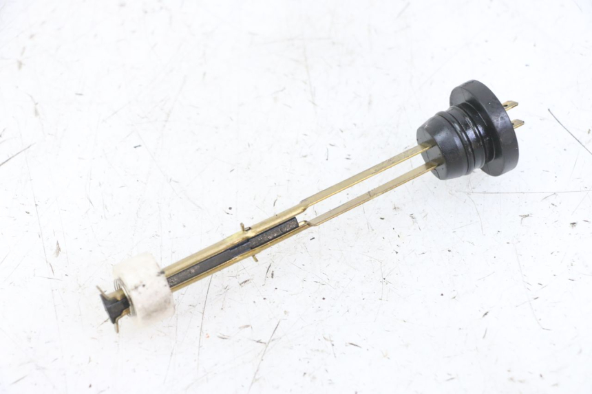 photo de MIARKA POZIOMU OLEJU W ZBIORNIKU PEUGEOT SPEEDFIGHT 2 LC 50 (2000 - 2009) - Szczegół części